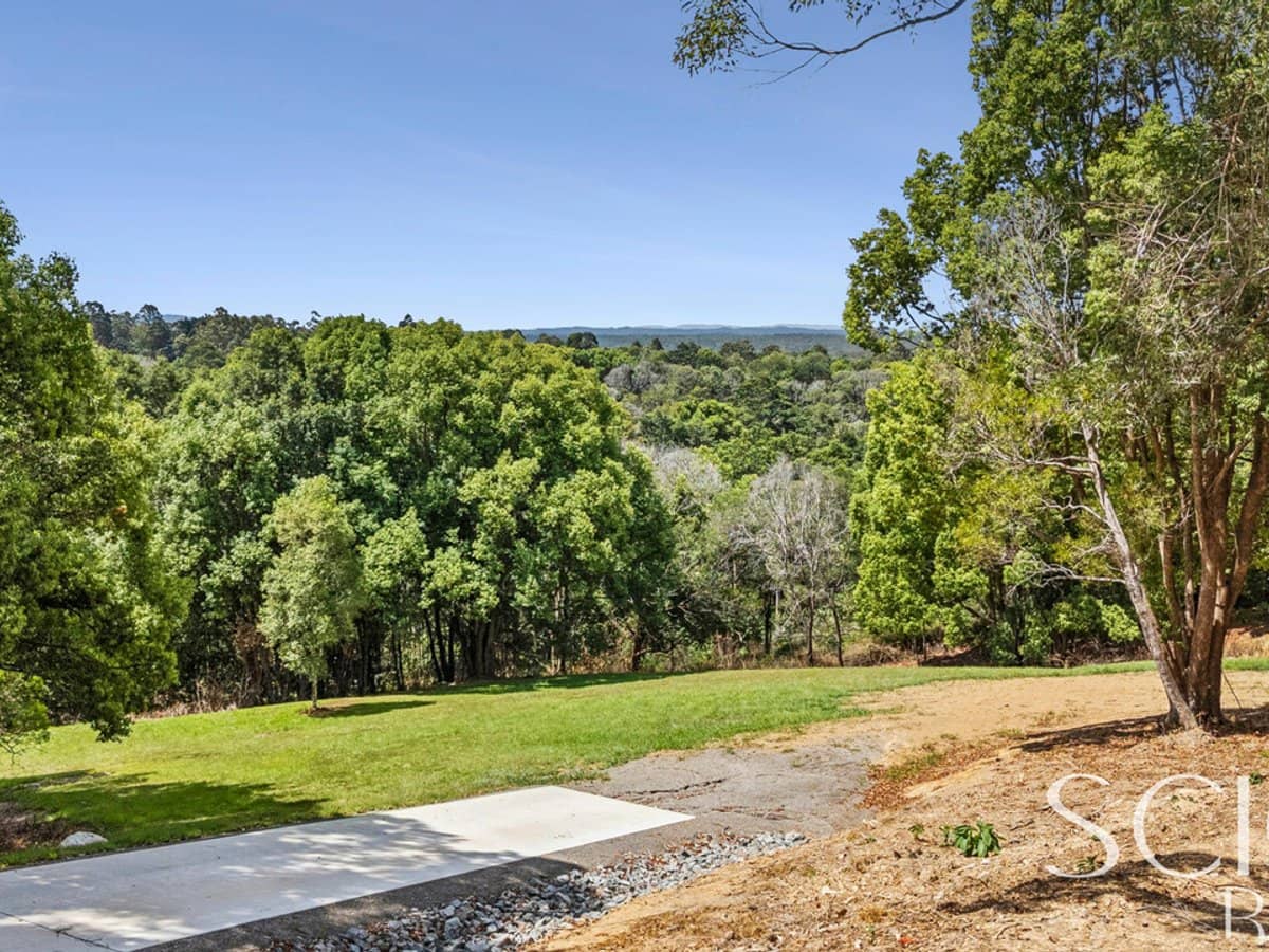 41 Tallowwood Place, BLACK MOUNTAIN - Thumbnail 1