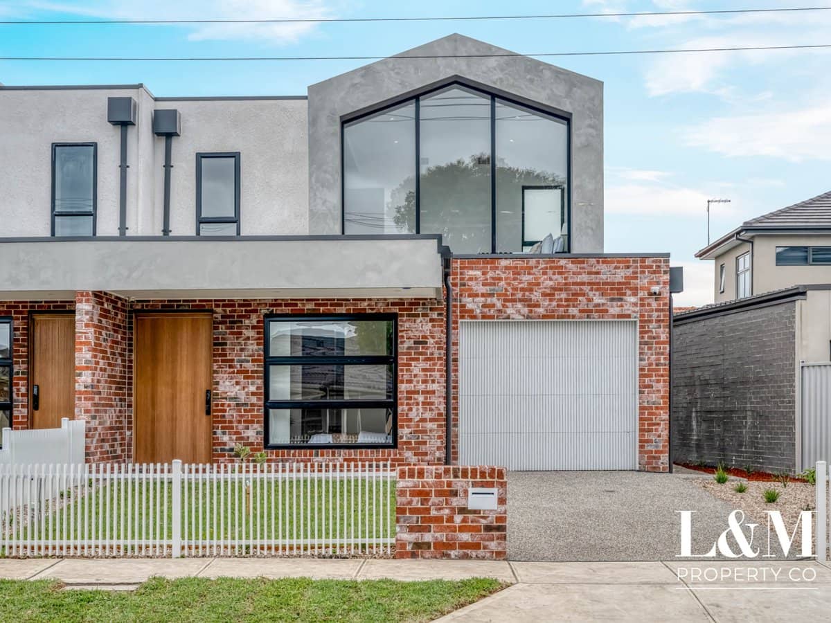 104 Lincoln Drive, KEILOR EAST - Thumbnail 1