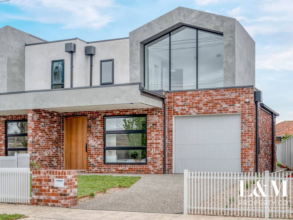 104 Lincoln Drive, KEILOR EAST - Thumbnail 2