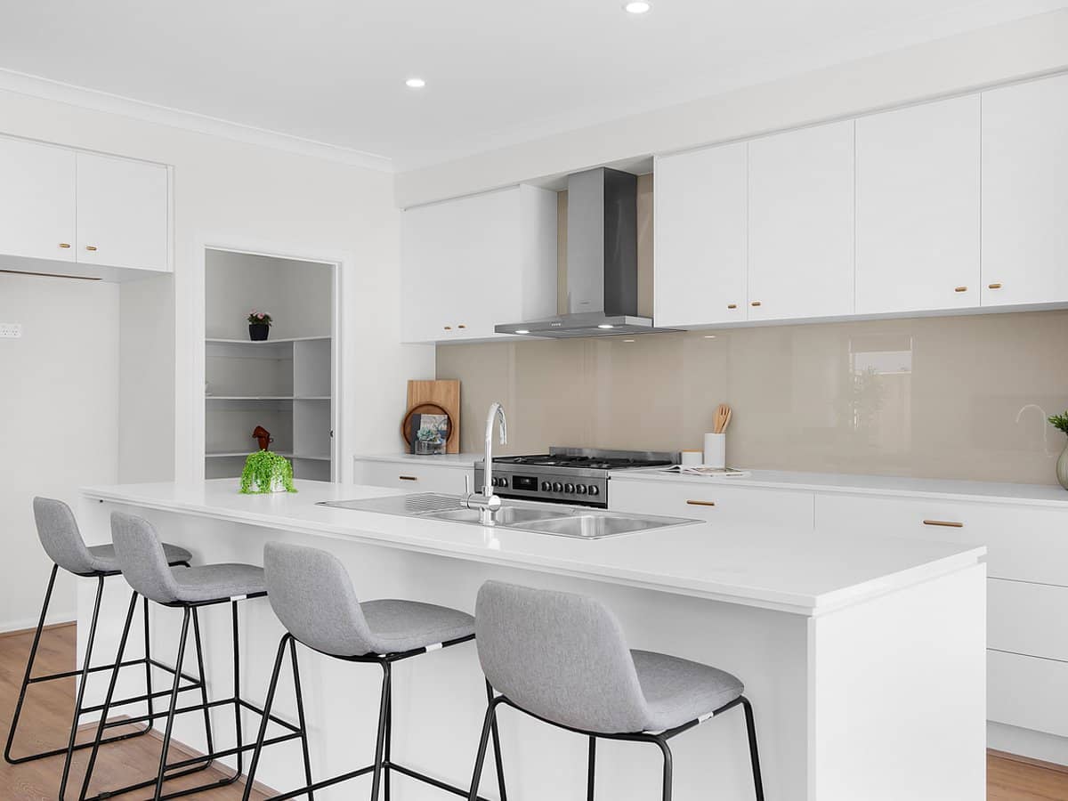 30 Michigan Crescent, MANOR LAKES - Thumbnail 8