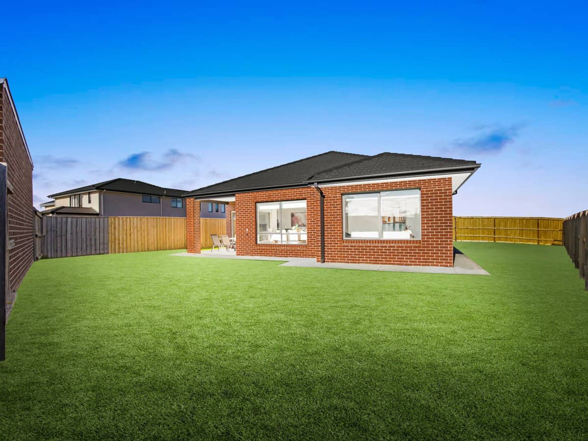 30 Michigan Crescent, MANOR LAKES - Thumbnail 21