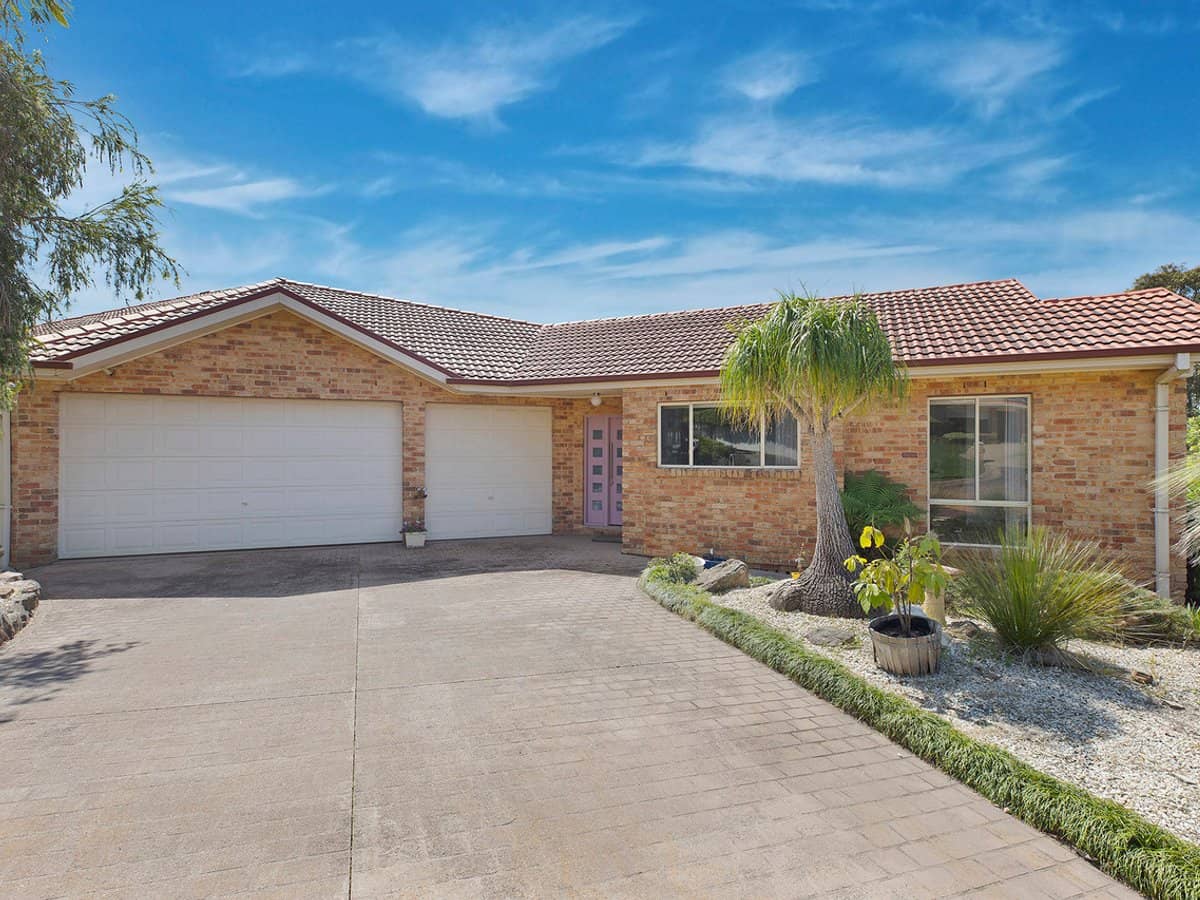 71 Silky Oak Drive, CAVES BEACH - Thumbnail 2