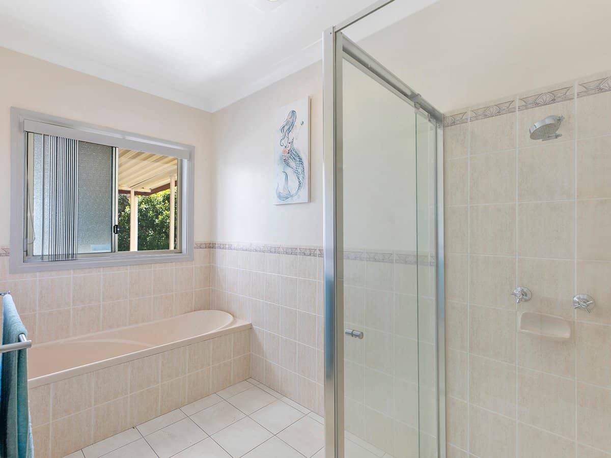 71 Silky Oak Drive, CAVES BEACH - Thumbnail 12