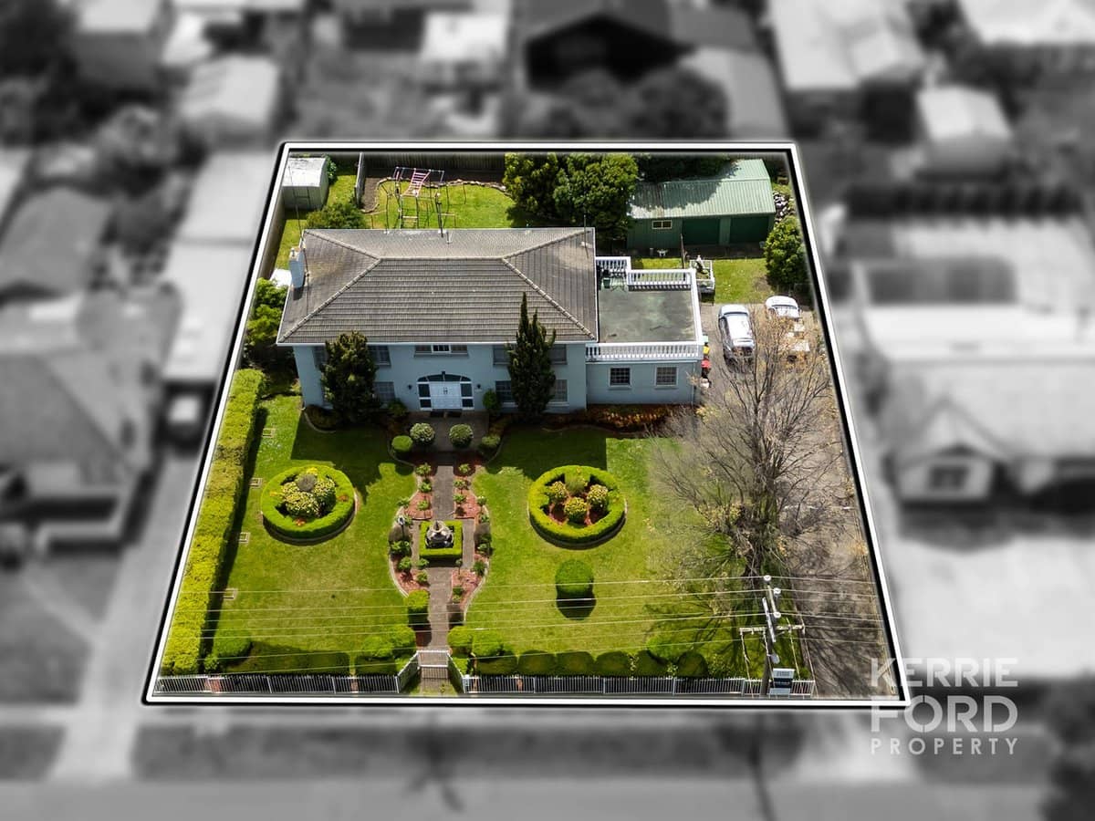 92 Grey Street, TRARALGON - Thumbnail 1