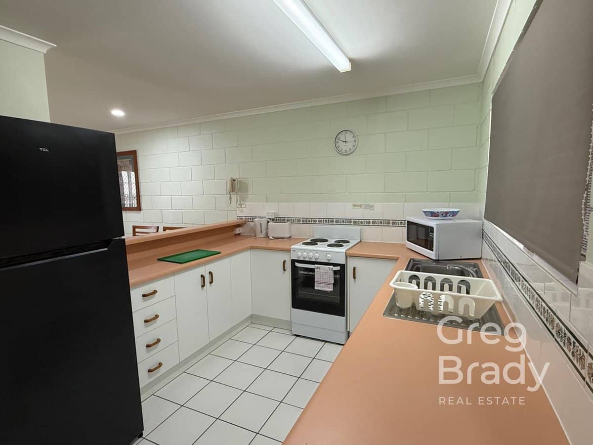 145 Rasmussen Avenue, HAY POINT - Thumbnail 5