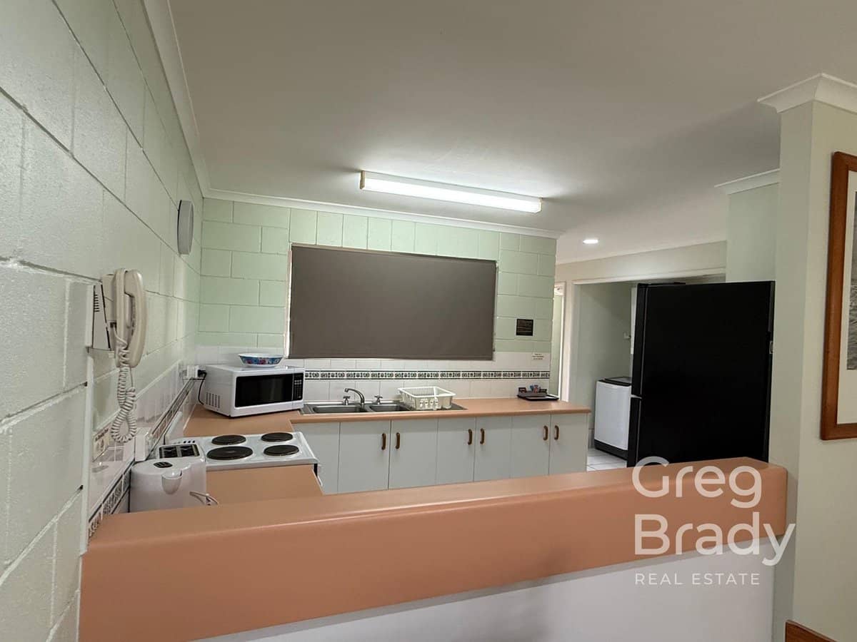 145 Rasmussen Avenue, HAY POINT - Thumbnail 6