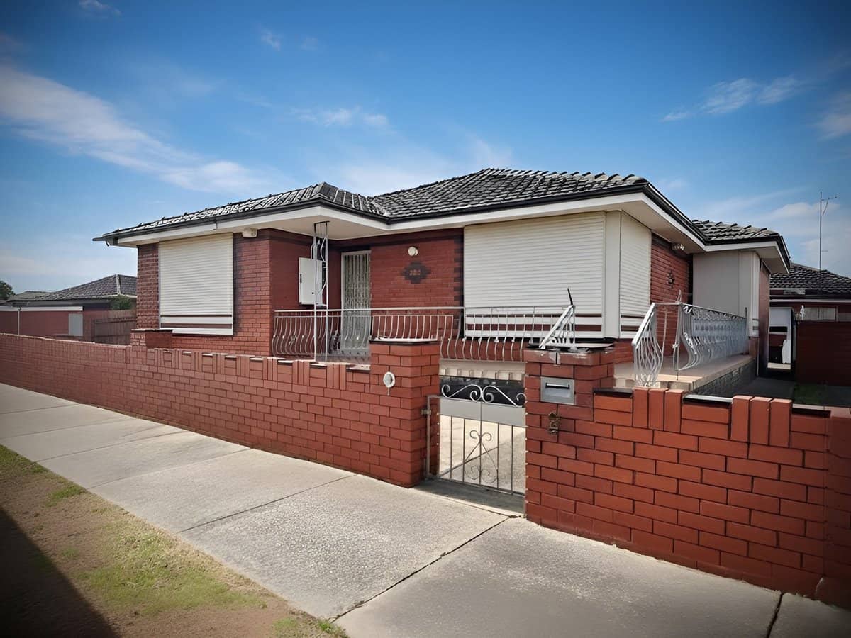 9 Dianne Court, LALOR - Thumbnail 1