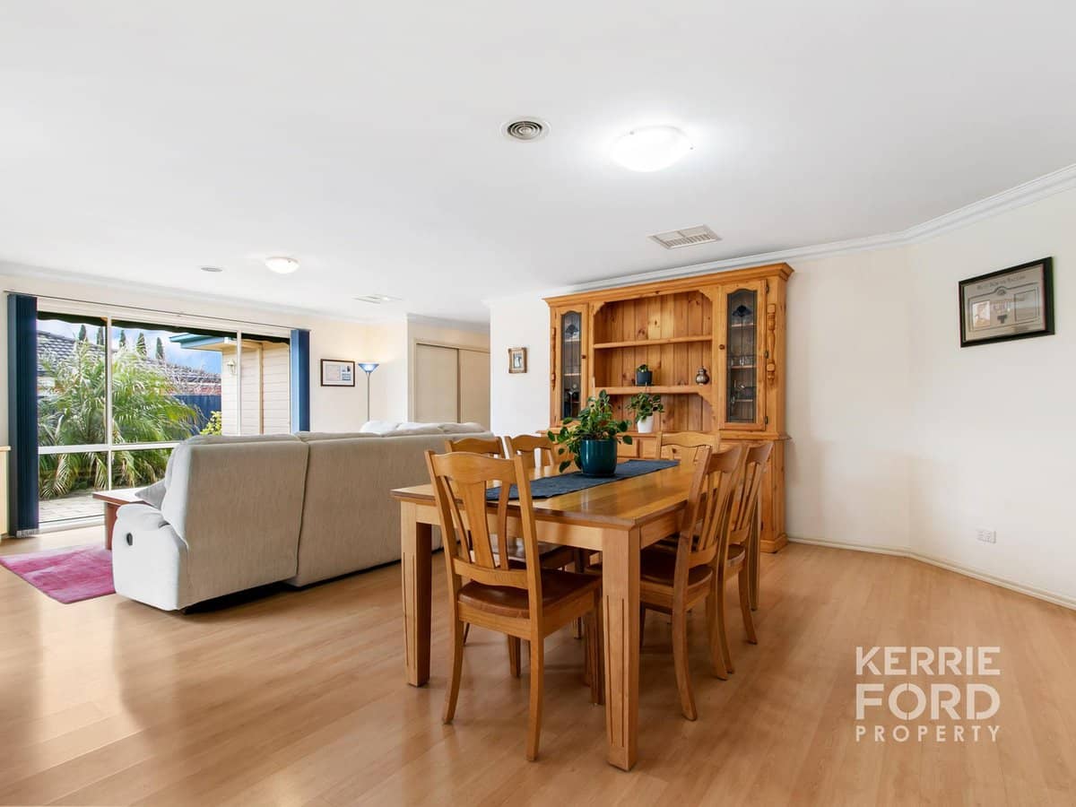 12 Fairway Drive, TRARALGON - Thumbnail 11