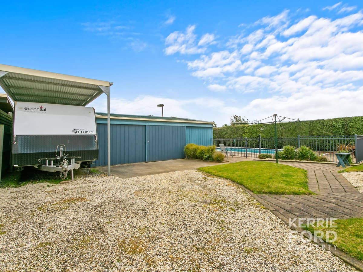 12 Fairway Drive, TRARALGON - Thumbnail 23