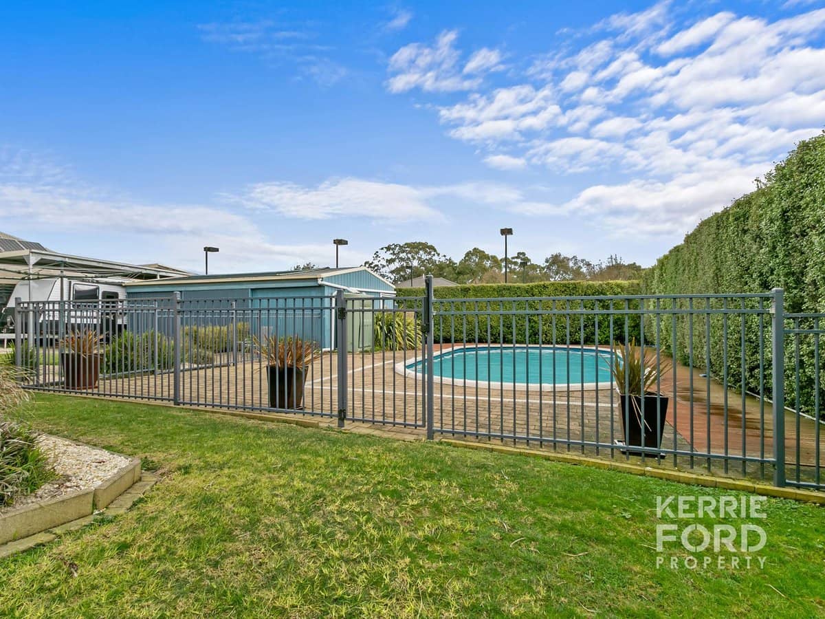 12 Fairway Drive, TRARALGON - Thumbnail 24
