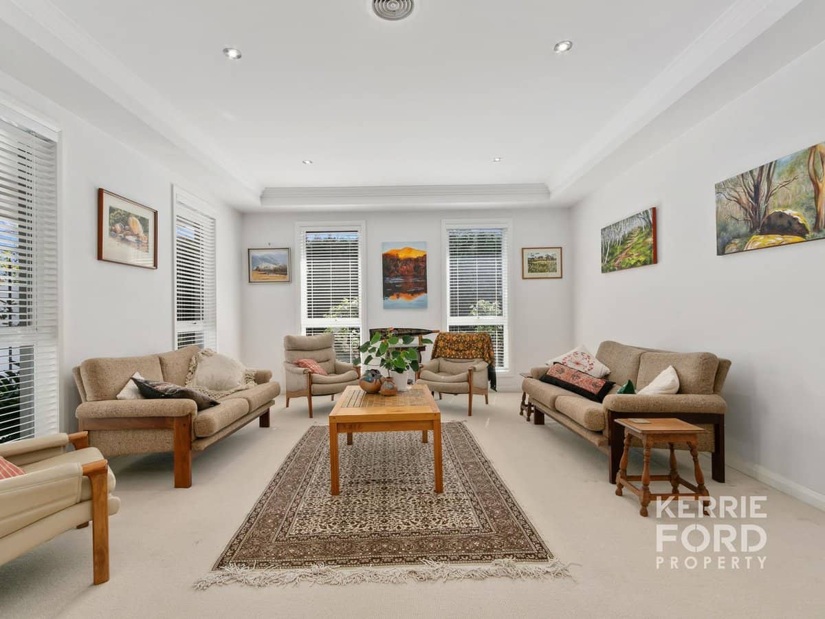 32 Kassandra Drive, TRARALGON - Thumbnail 2