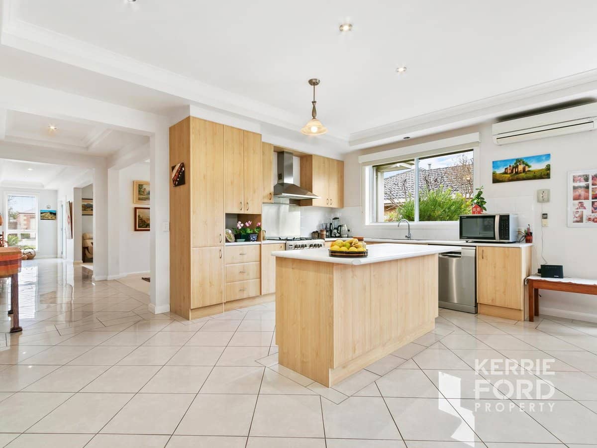 32 Kassandra Drive, TRARALGON - Thumbnail 3