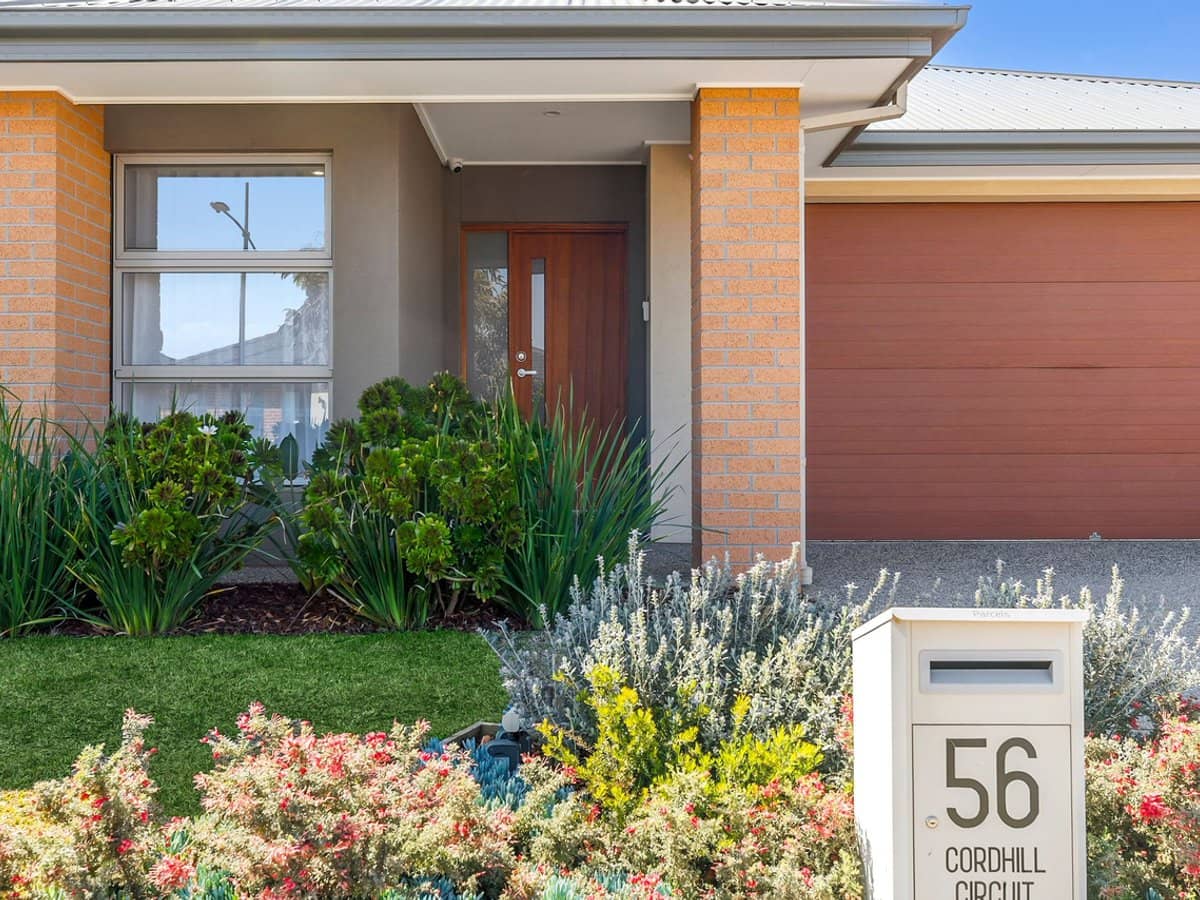 56 Cordhill Circuit, AINTREE - Thumbnail 2