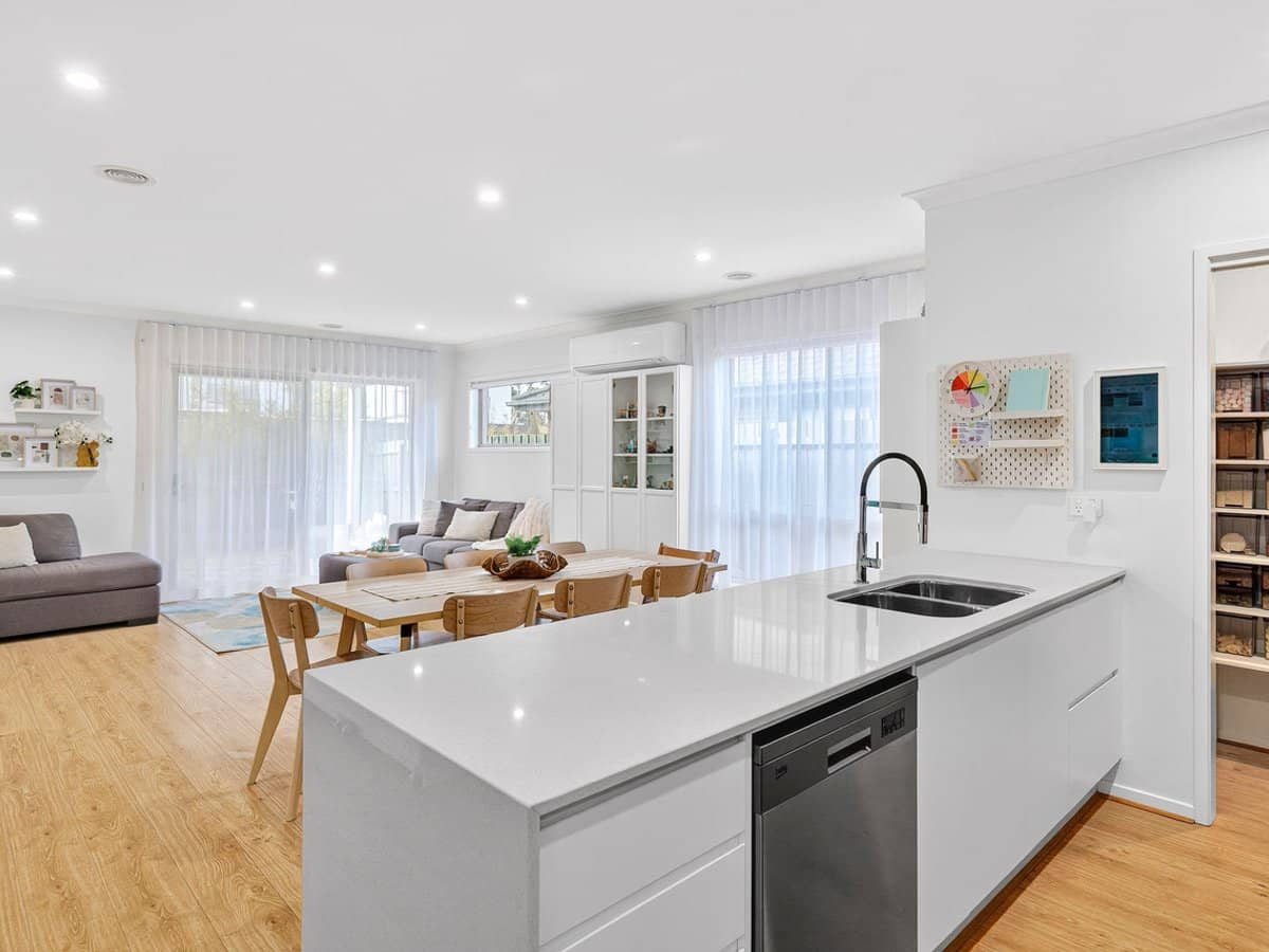 56 Cordhill Circuit, AINTREE - Thumbnail 5