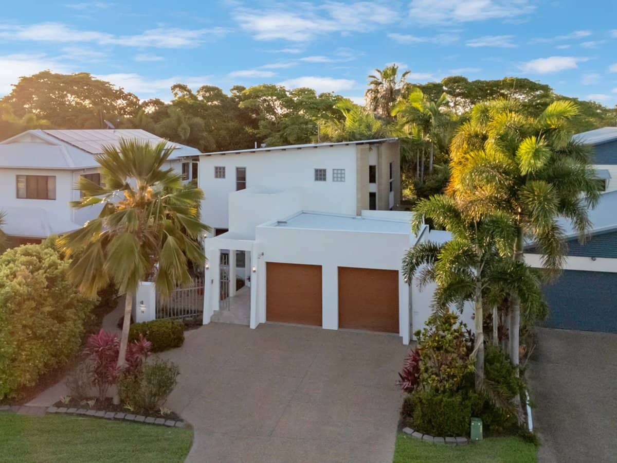 74 Sanctuary Drive, IDALIA - Thumbnail 2