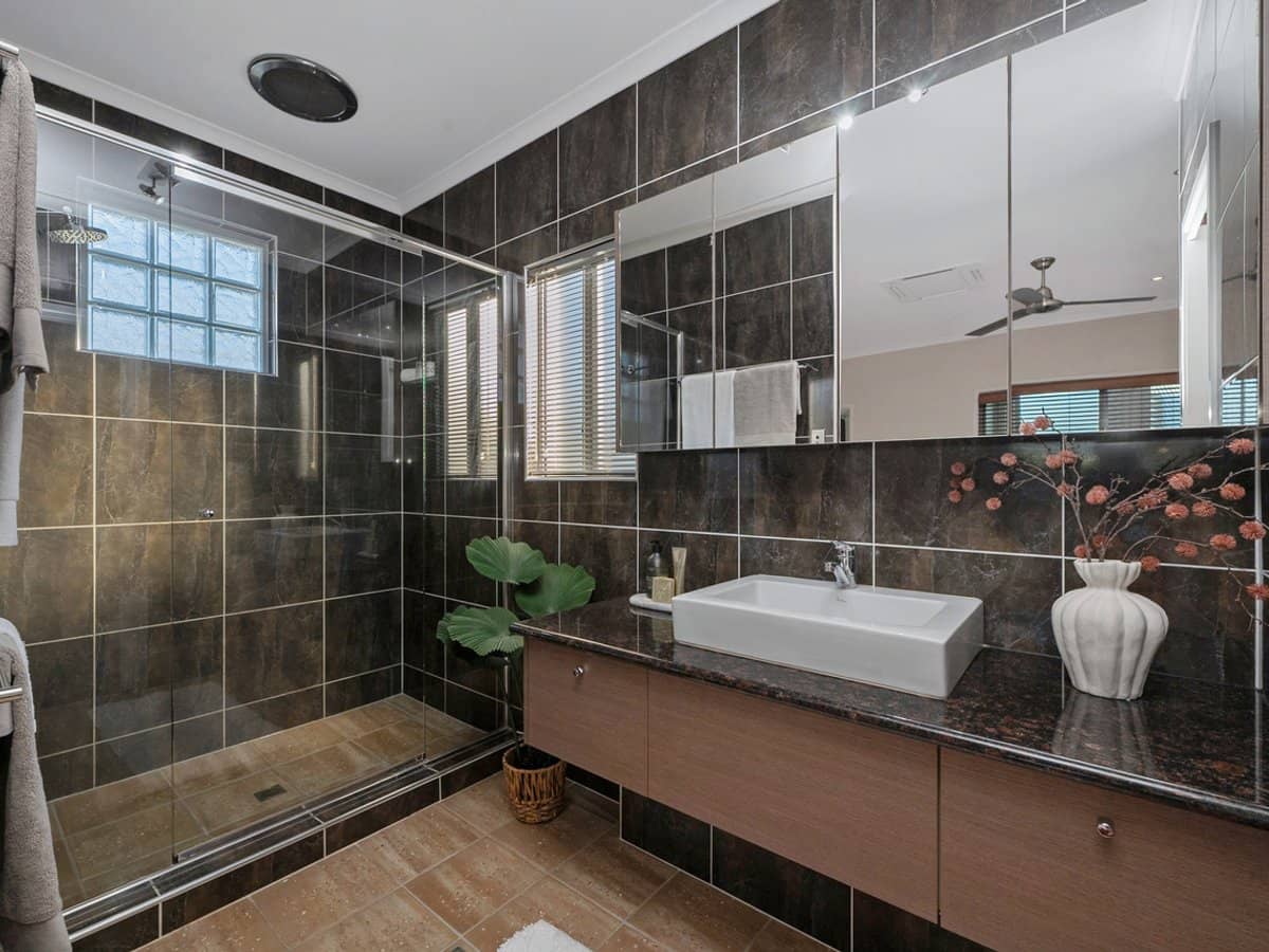 74 Sanctuary Drive, IDALIA - Thumbnail 7