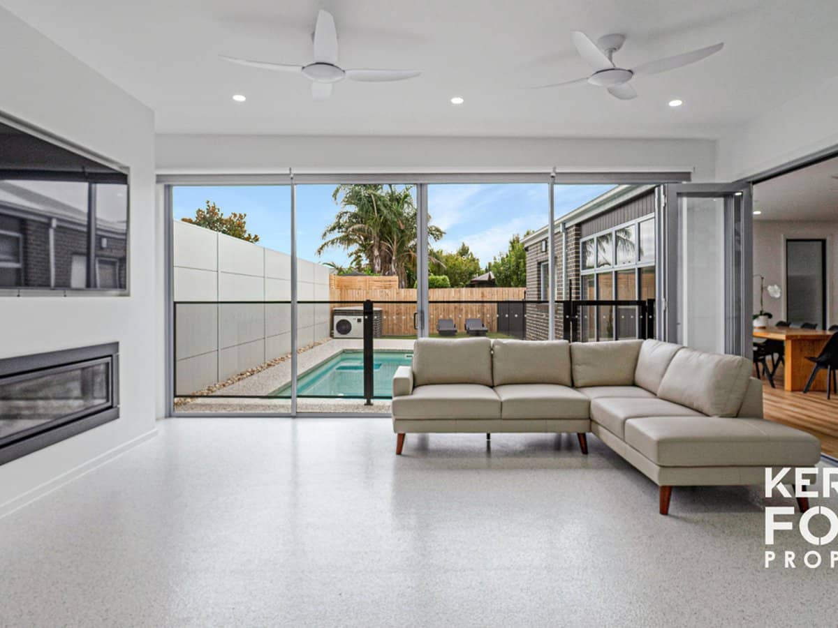 140 Breed Street, TRARALGON - Thumbnail 2