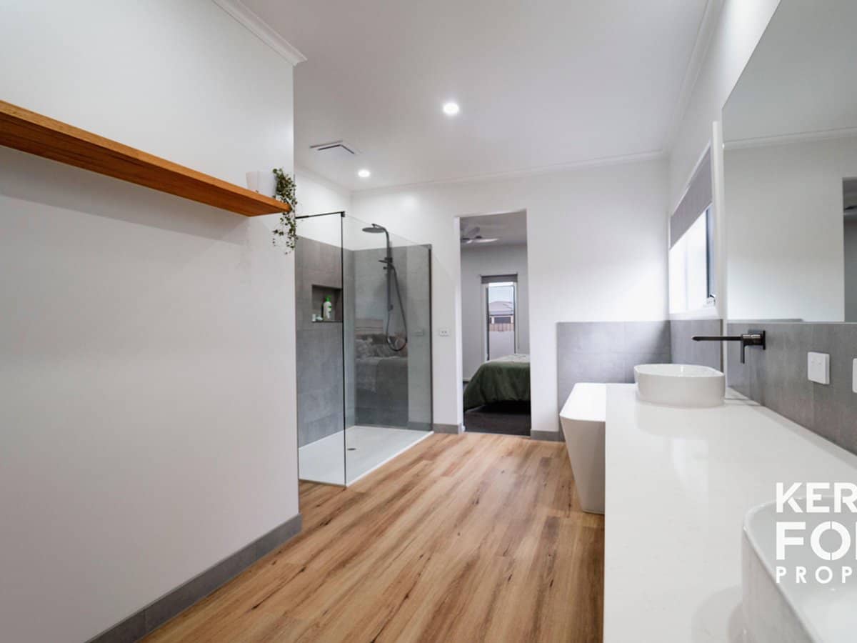 140 Breed Street, TRARALGON - Thumbnail 18