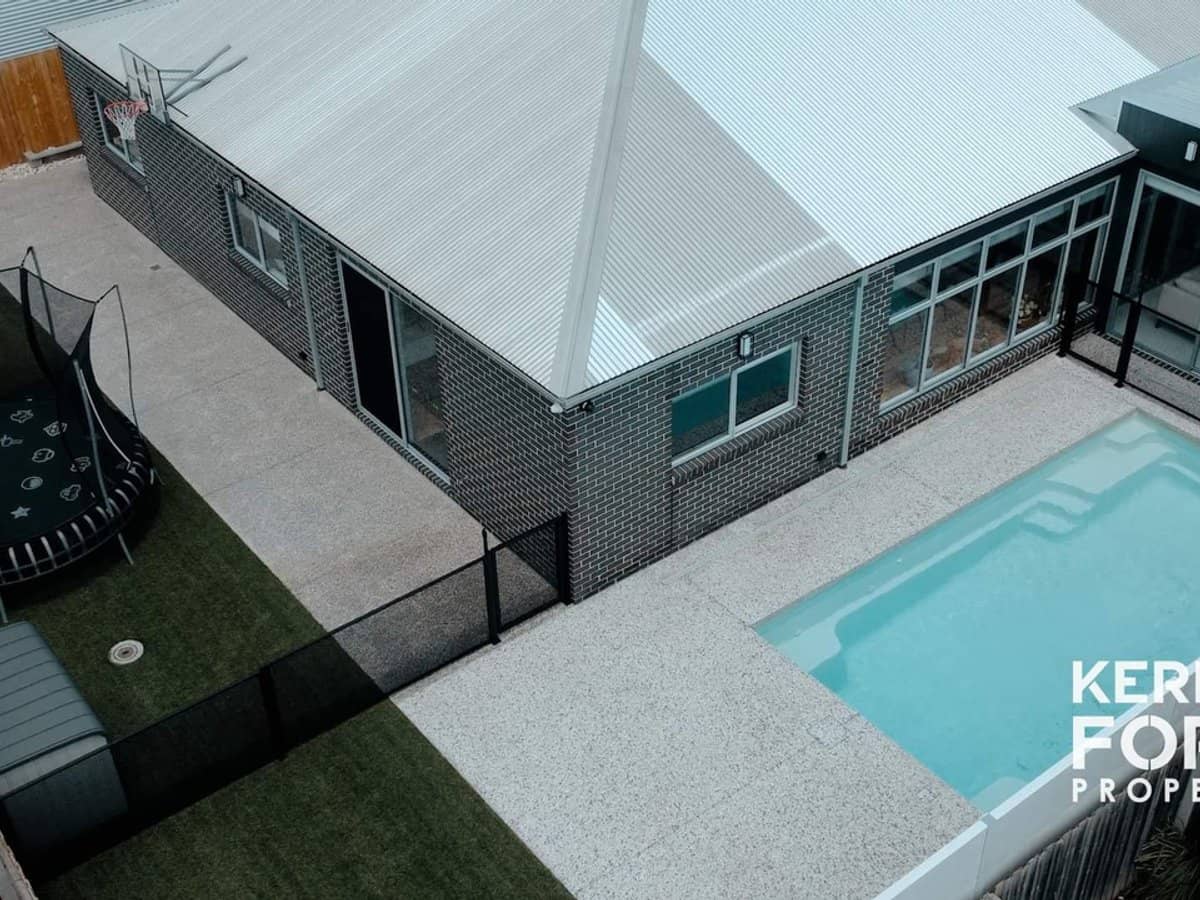 140 Breed Street, TRARALGON - Thumbnail 29