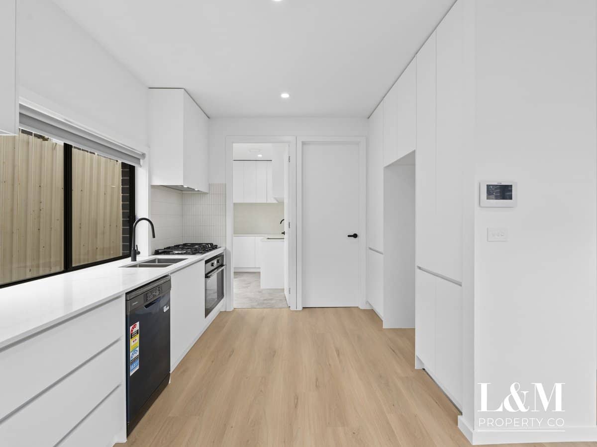 29 Kiewa Crescent, DALLAS - Thumbnail 8