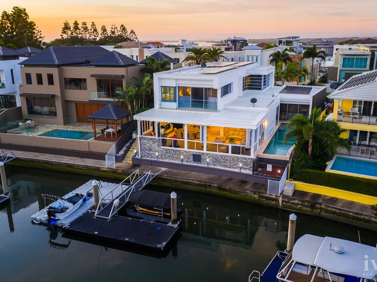 9 Royal Albert Crescent, Sovereign Islands - Thumbnail 14