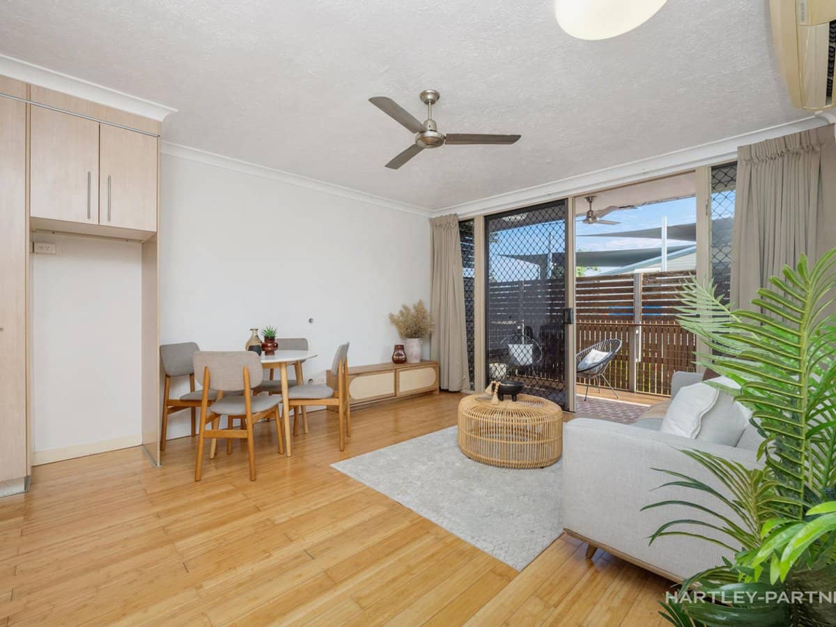 11 Tenth Avenue, RAILWAY ESTATE - Thumbnail 4