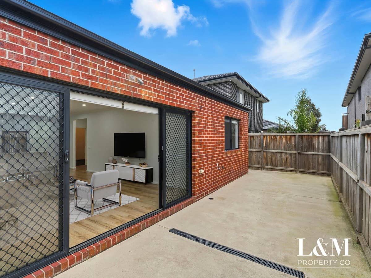 19 Straw Flower Circuit, GREENVALE - Thumbnail 14