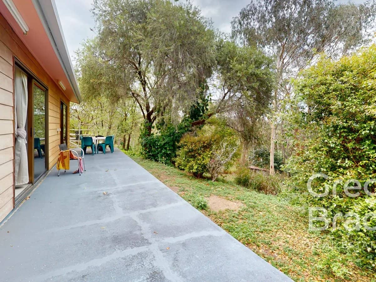 4 Ching Creek Road, SARINA - Thumbnail 2