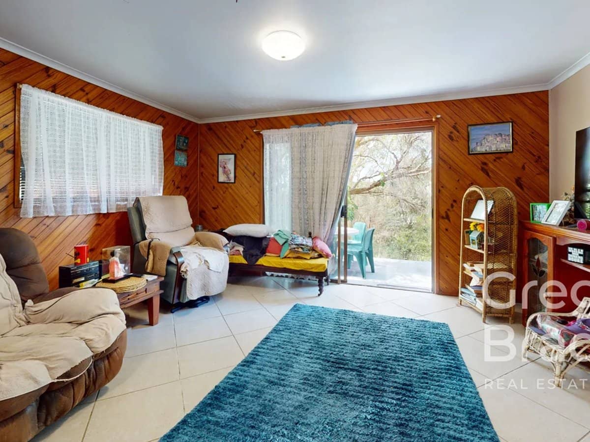 4 Ching Creek Road, SARINA - Thumbnail 6