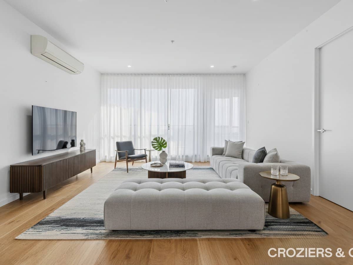 35 Plenty Road, PRESTON - Thumbnail 2