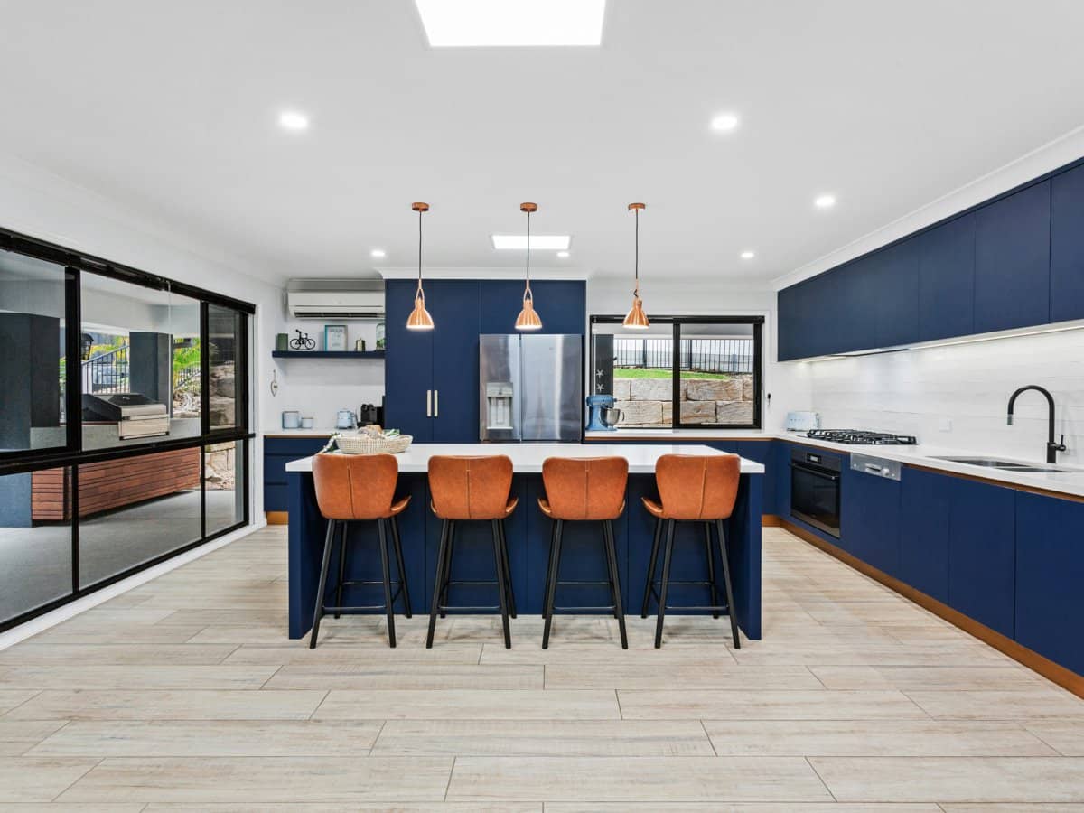 16-18 Seascape Court, TALLAI - Thumbnail 7