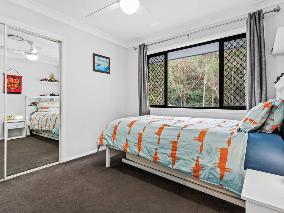 16-18 Seascape Court, TALLAI - Thumbnail 17