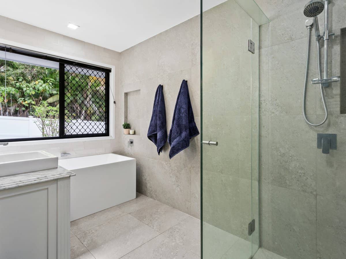 16-18 Seascape Court, TALLAI - Thumbnail 21