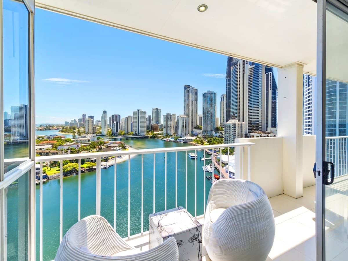 30 Watson Esplanade, SURFERS PARADISE - Thumbnail 2