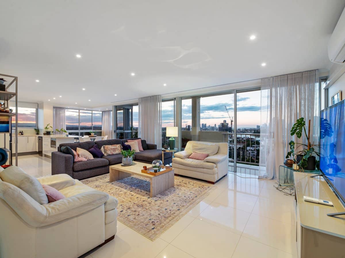 30 Watson Esplanade, SURFERS PARADISE - Thumbnail 23