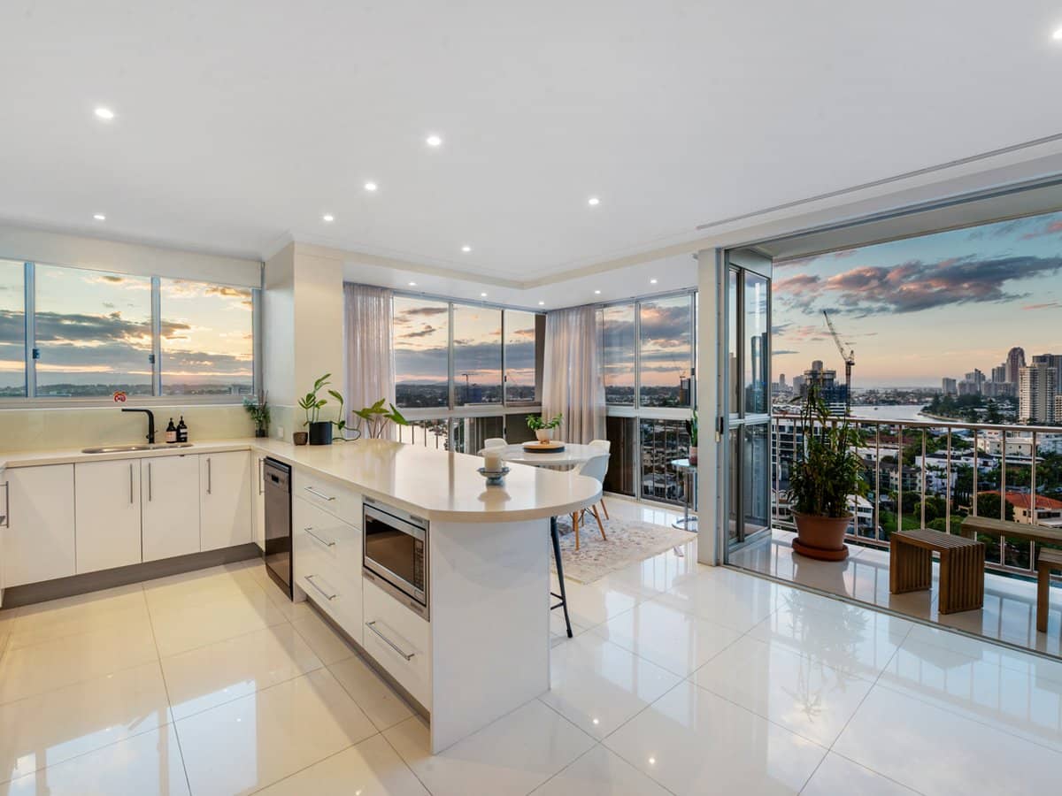 30 Watson Esplanade, SURFERS PARADISE - Thumbnail 28