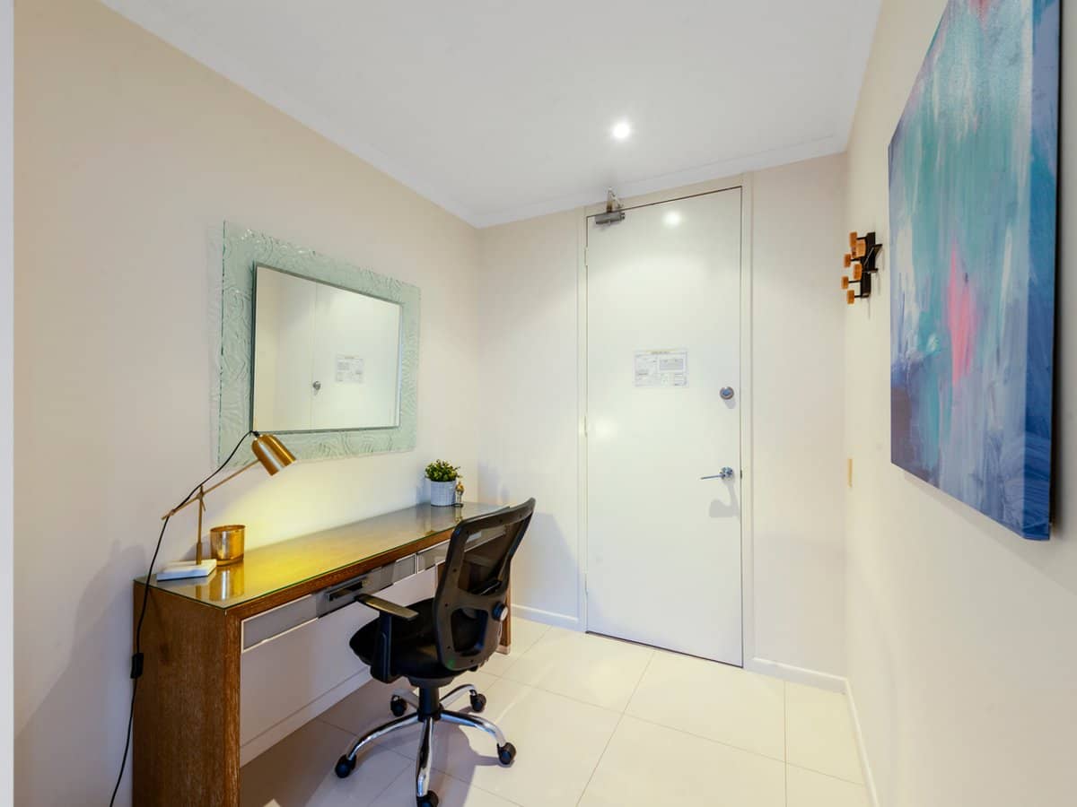 30 Watson Esplanade, SURFERS PARADISE - Thumbnail 34