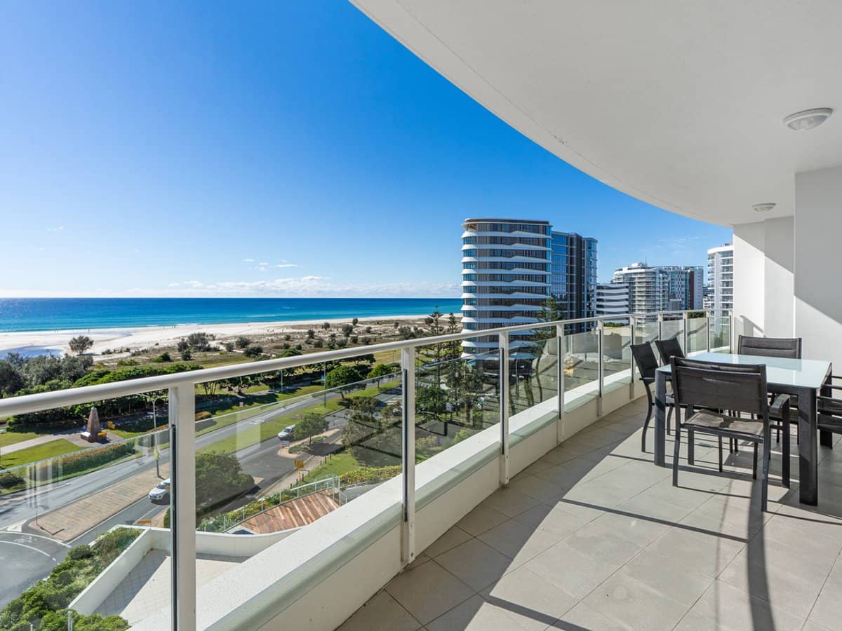 2 Creek Street, KIRRA - Thumbnail 1