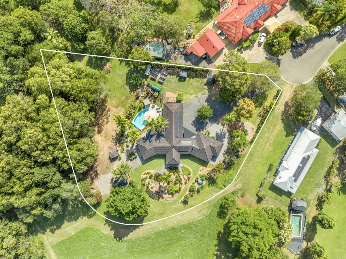 18 Sugar Gum Drive, MOOLOOLAH VALLEY - Thumbnail 1