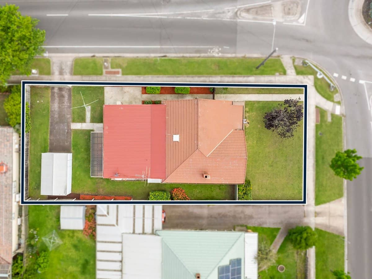 36 Cornwall Road, SUNSHINE - Thumbnail 17