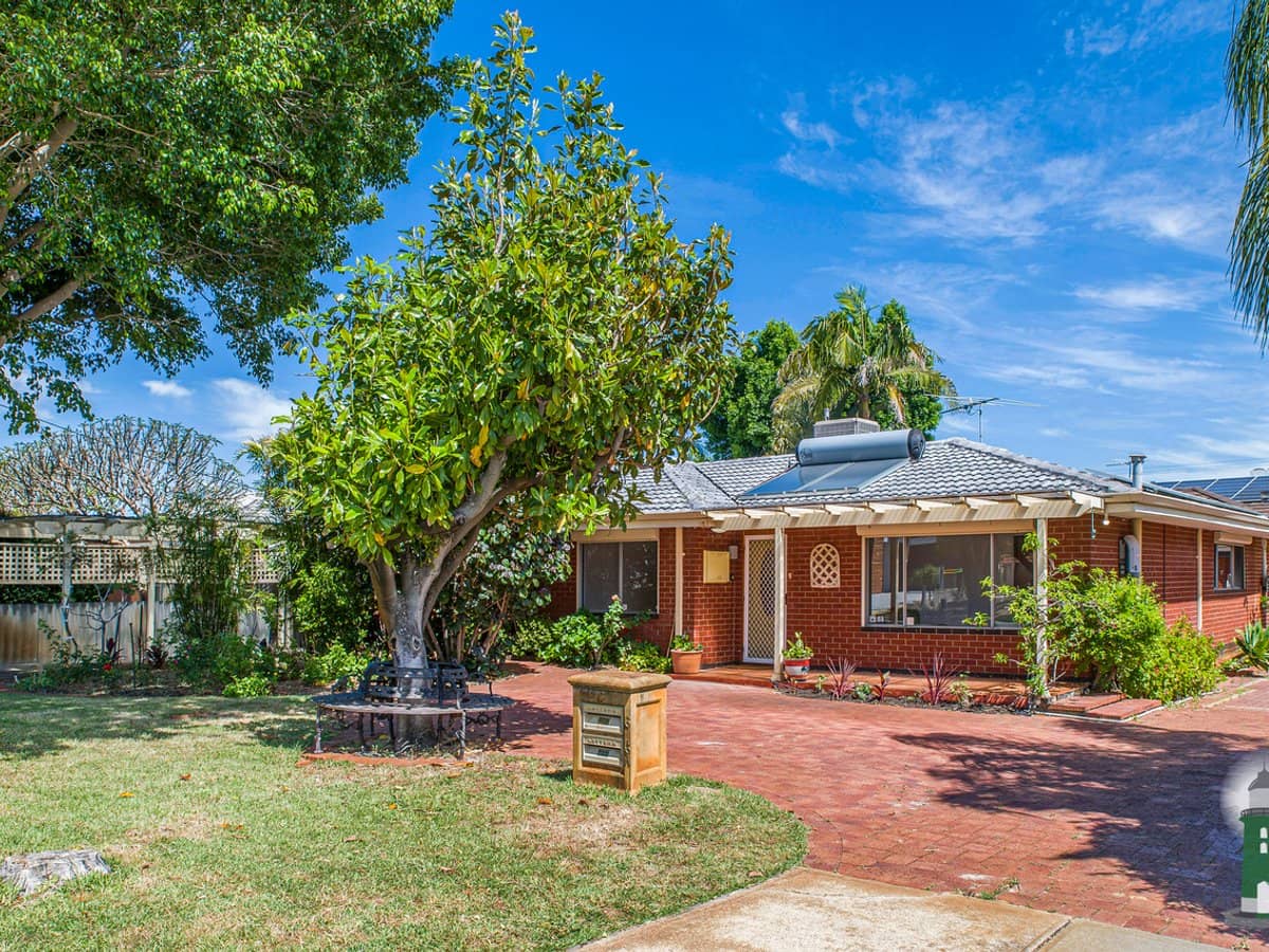 6 Linton Place, MORLEY - Thumbnail 2