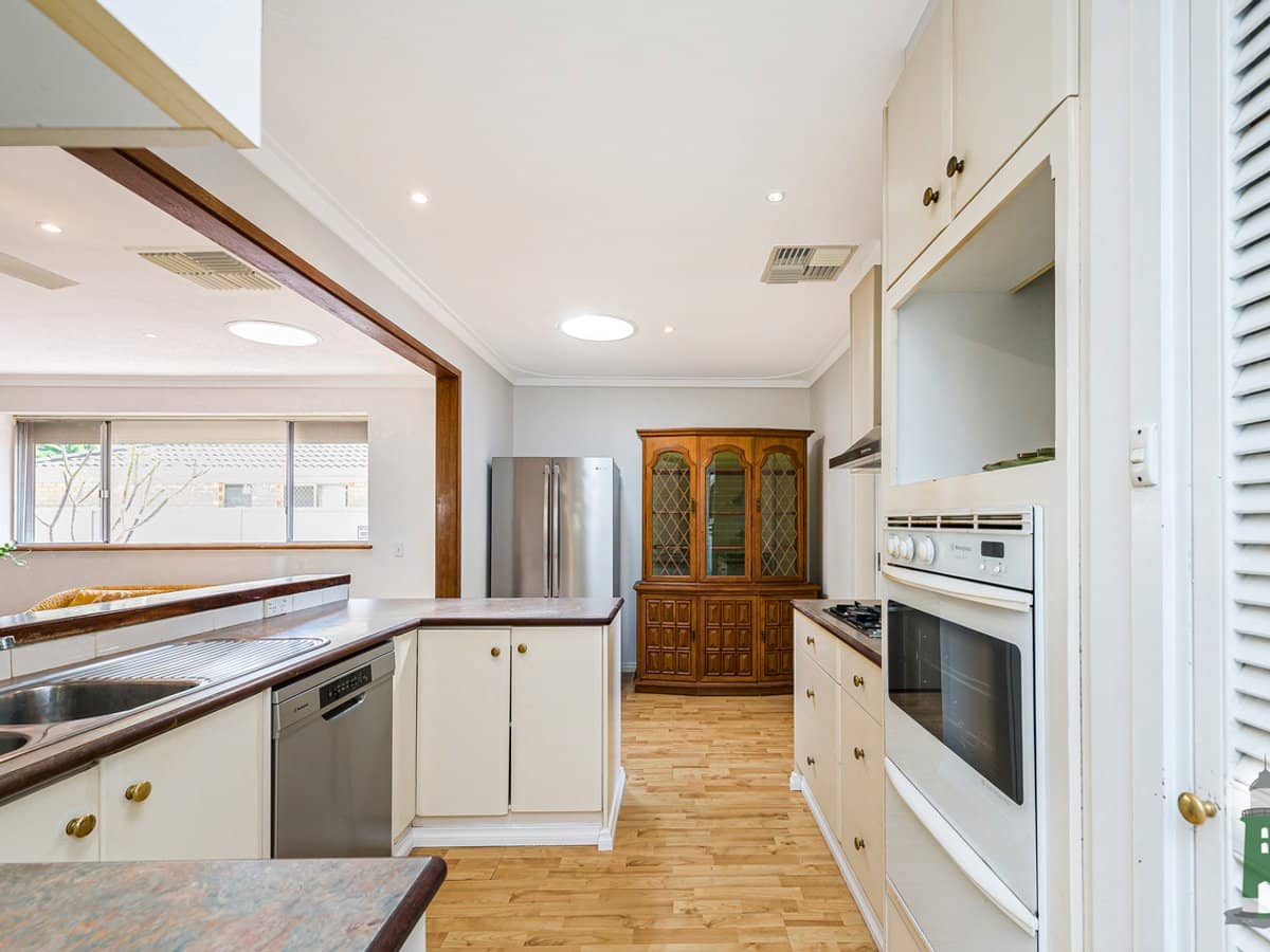 6 Linton Place, MORLEY - Thumbnail 9