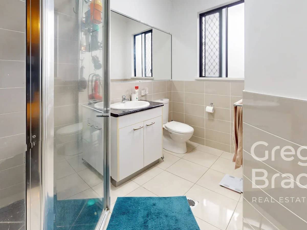 11 Hook Court, SARINA - Thumbnail 12