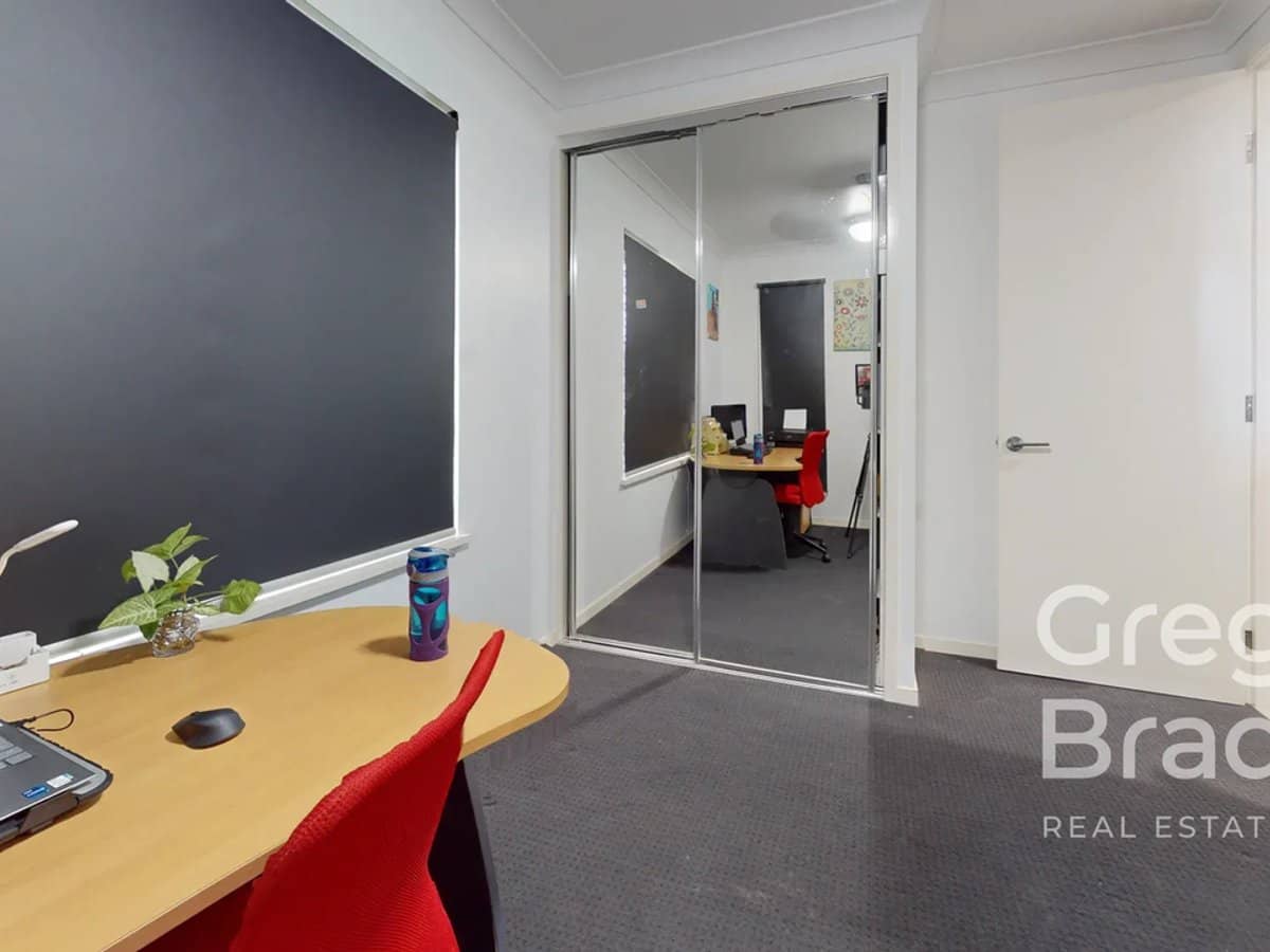 11 Hook Court, SARINA - Thumbnail 16