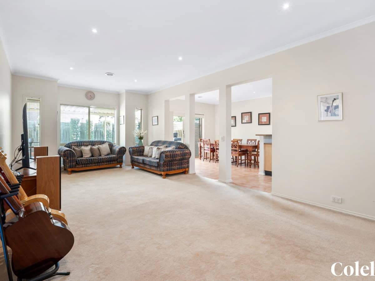 2 Travers Walk, HEATHERTON - Thumbnail 4
