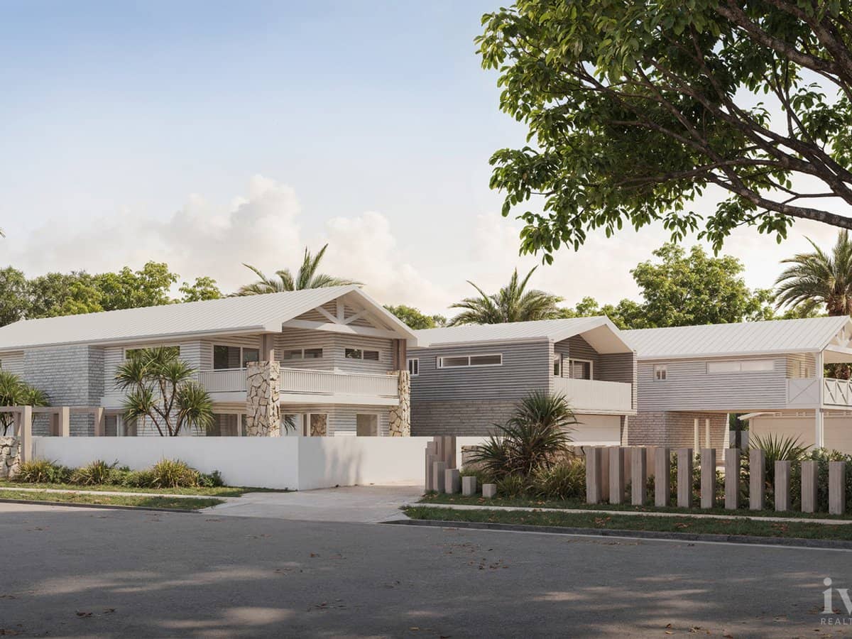 45 Labrador Street, Labrador - Thumbnail 1