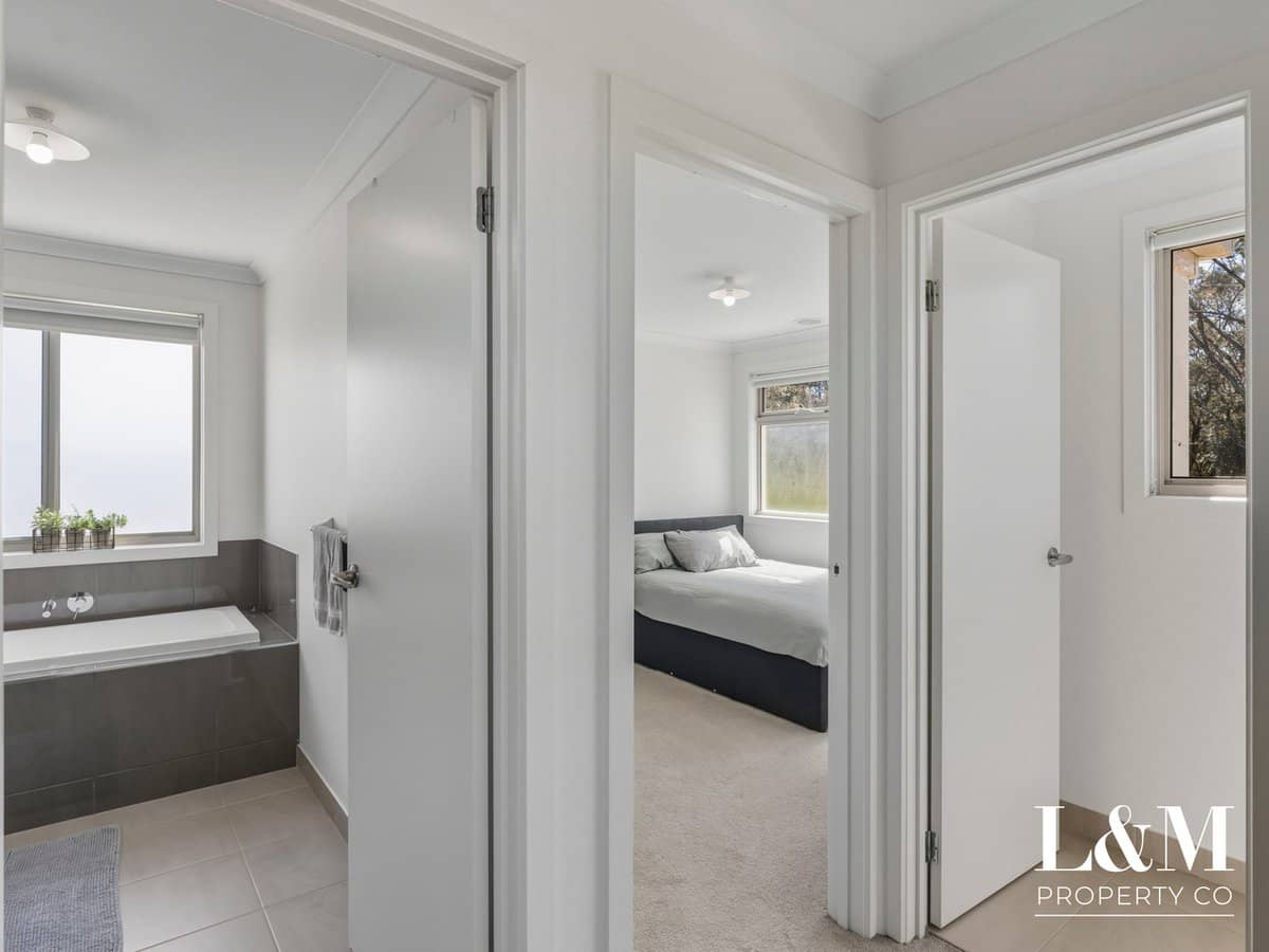 8 Rihanna Street, GREENVALE - Thumbnail 15