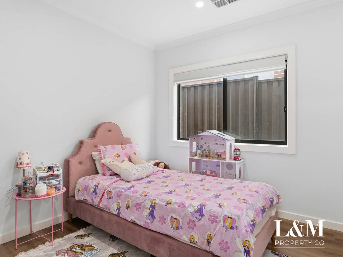 20 Red Wattle Way, GREENVALE - Thumbnail 24