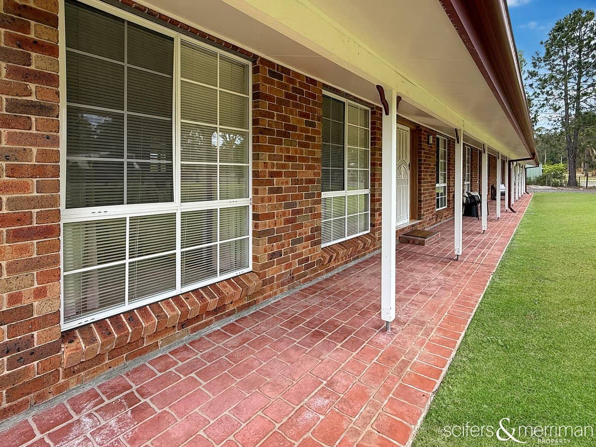 20 County Close, MEDOWIE - Thumbnail 2