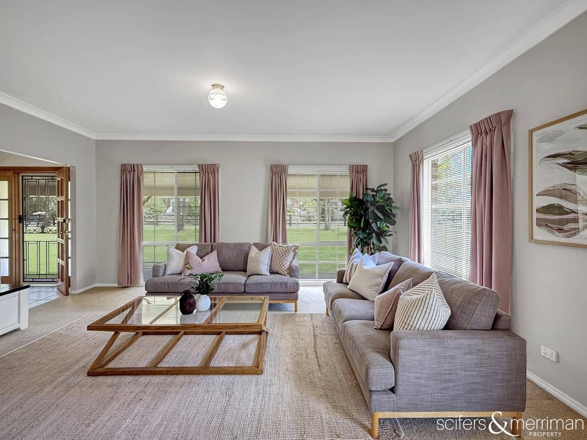 20 County Close, MEDOWIE - Thumbnail 4